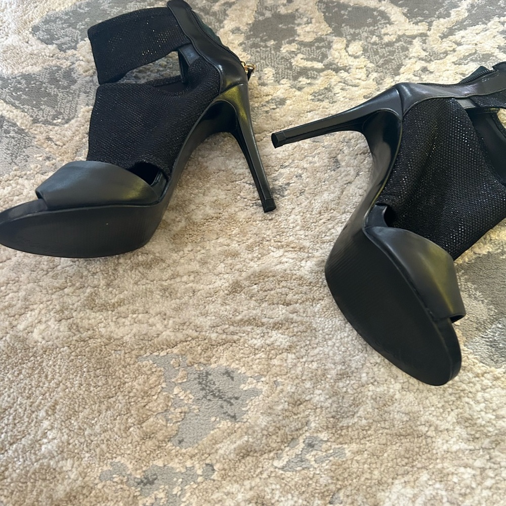 Guess Black Open-Toe Heels